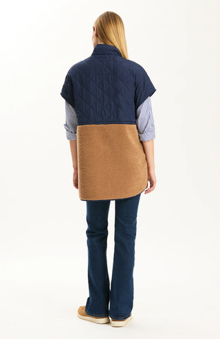 Cassidy Quilted Shirt in Iced Coffee