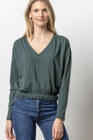 Elastic Easy Hem V-Neck in Evergreen