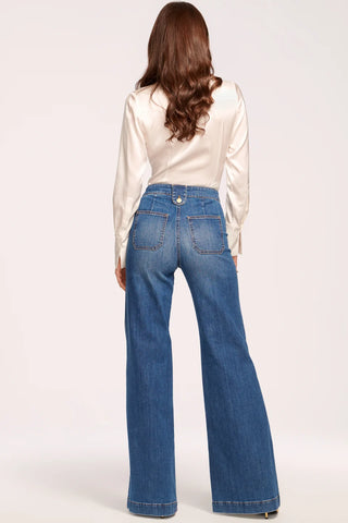 Theodora Jeans in Medium Wash